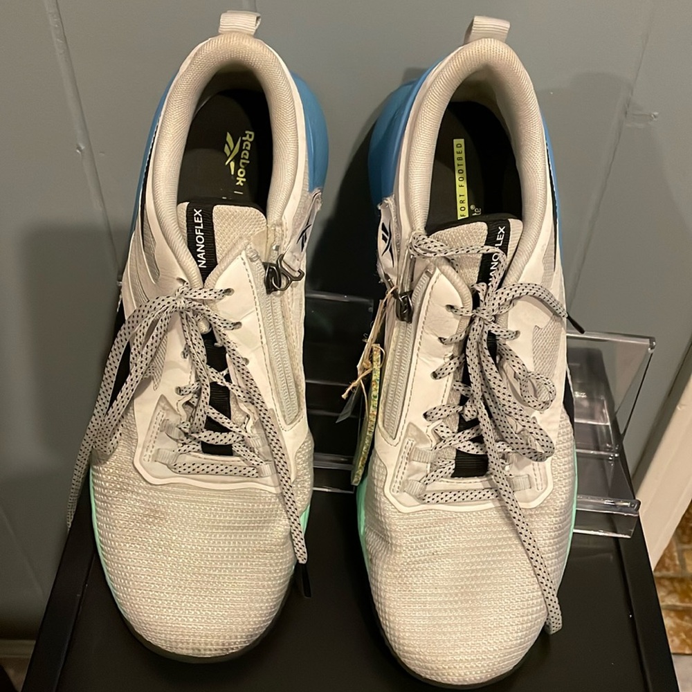 Brand new Men’s Reeboks Nanoflex Tr Size 10